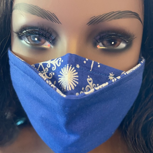 NWT 3-D  HANDMADE FACE MASK - Picture 2 of 2